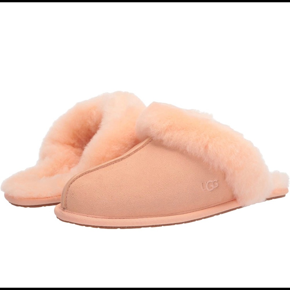 New UGG Scuffette Coral Womens Size 6 Slippers